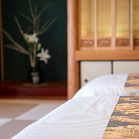 Awaji Egaosakuie Tonouchi Villa Bagian luar foto